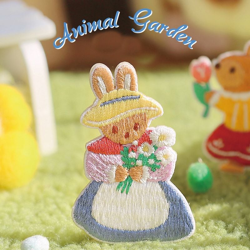 Self adhesive Cartoon Embroidered Patches for Switch Phone Case Bag and Clothing Repair