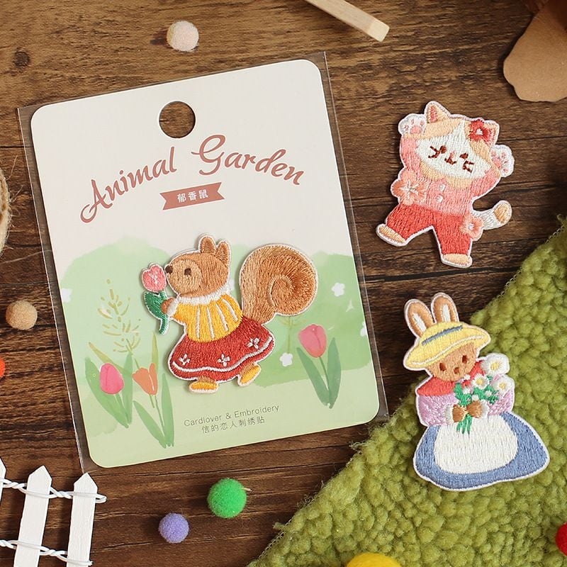 Self adhesive Cartoon Embroidered Patches for Switch Phone Case Bag and Clothing Repair