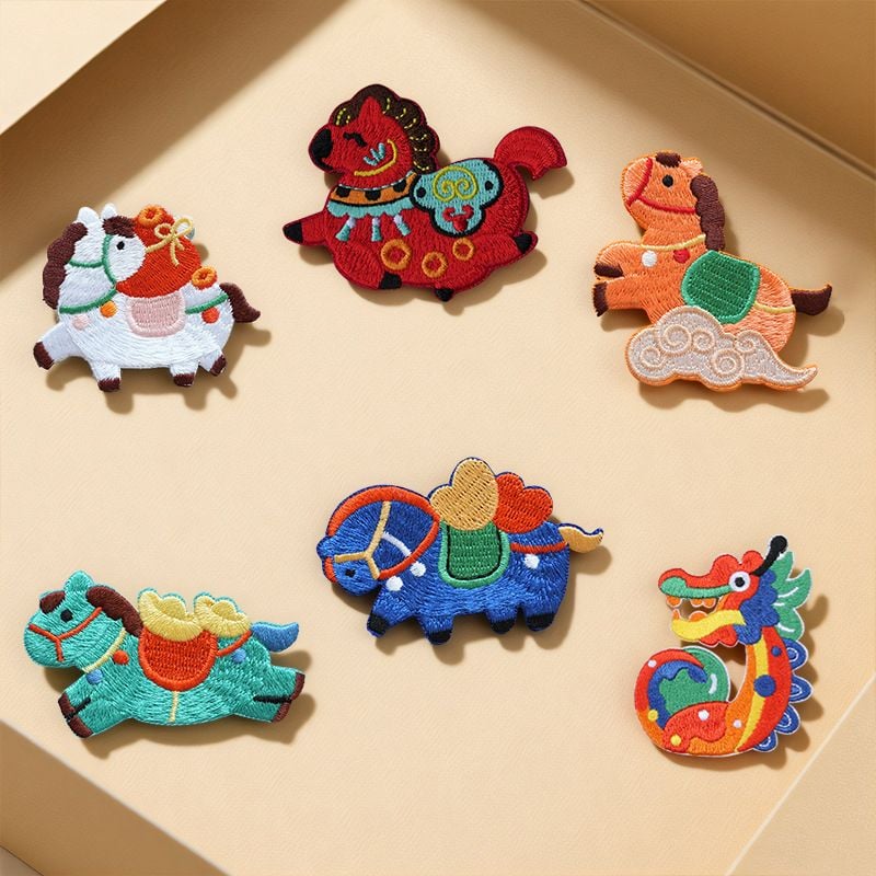 Self adhesive Year of Horse Embroidered Patches for Clothing Repair